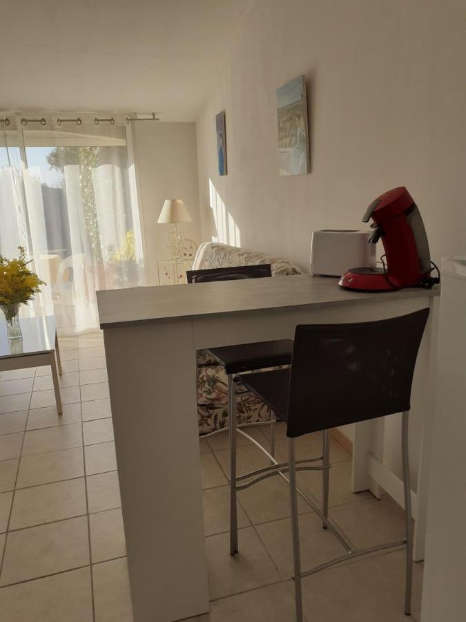 Studio Les Olivades Villa Arles Exteriör bild